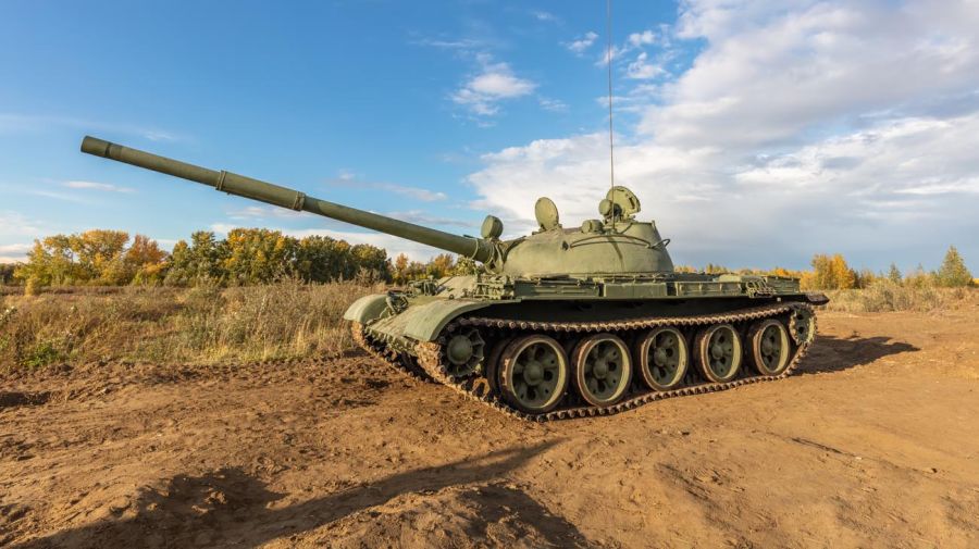 Tanques rusos T-62 20220527