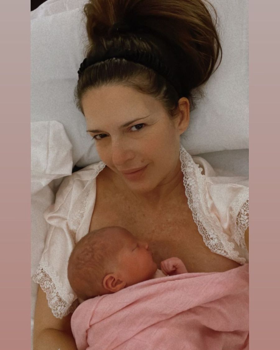 Isabel Macedo presentó a su nueva bebé, Julia