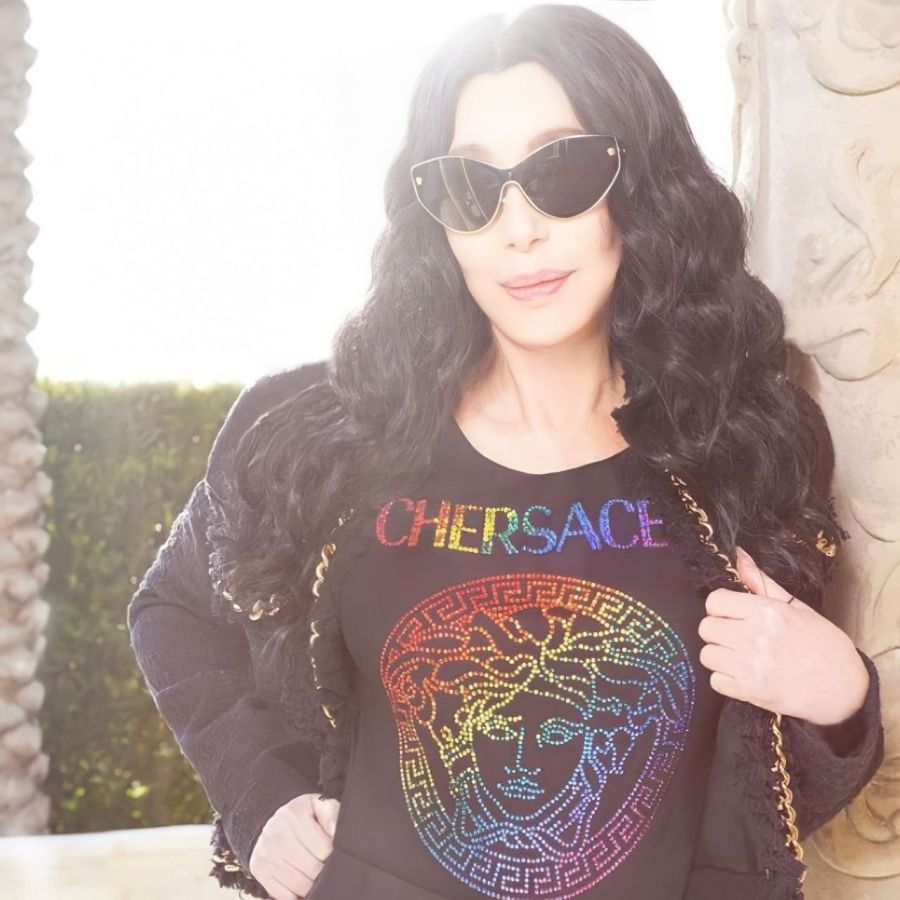 Chersace: Cher y Versace se unen para celebrar el Mes del Orgullo 2022