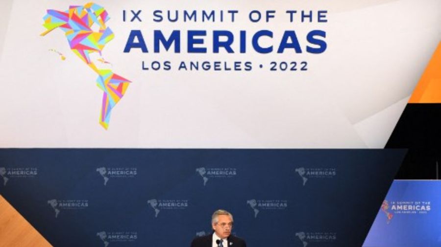Alberto Fernández Cumbre de las Américas g_20220609