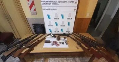 Allanaron el campo del hermano de Rocío Marengo y encontraron un arsenal de armas: qué dijo la artista