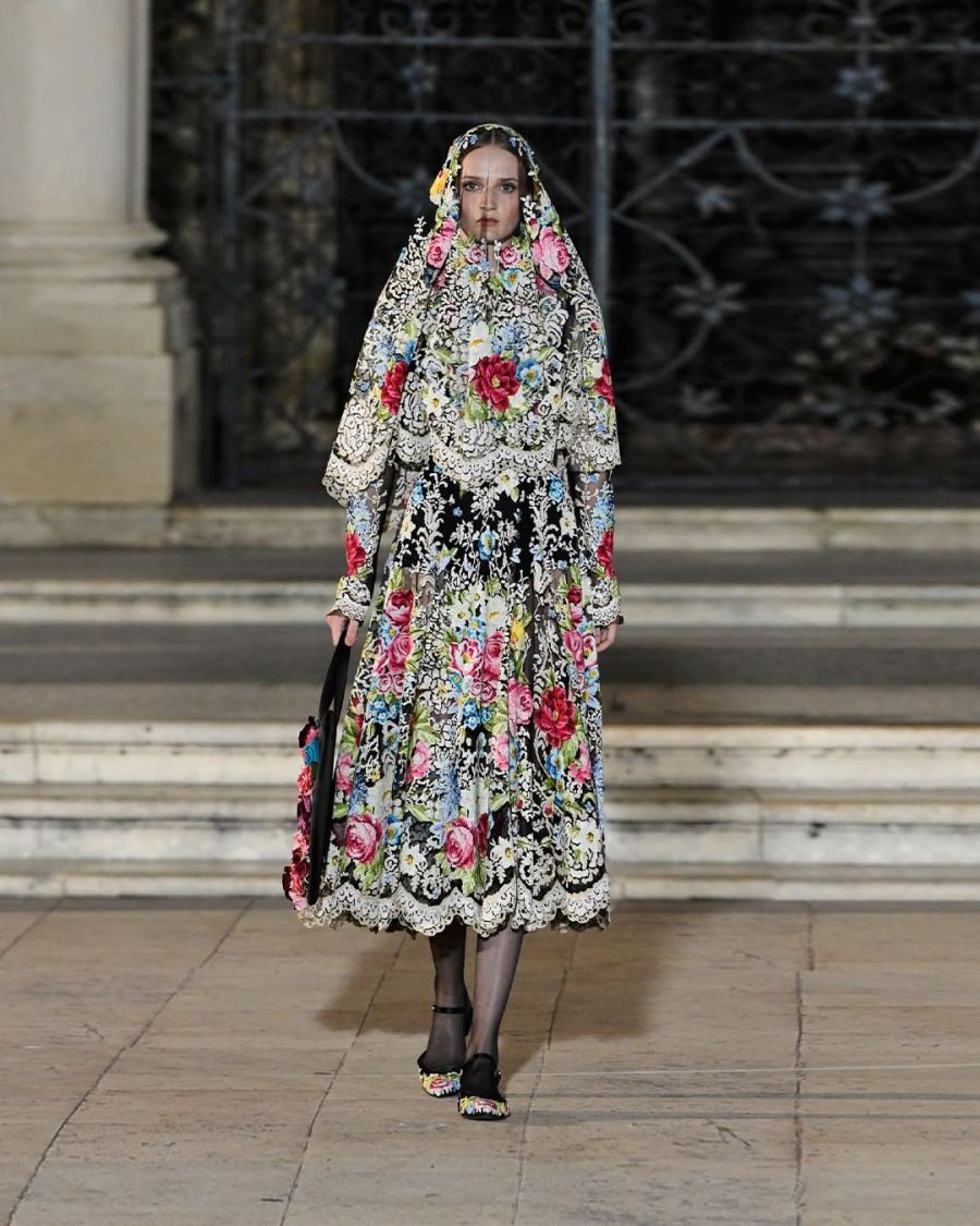 Valentino y Dolce & Gabbana reivindican su sangre italiana sus colecciones De Couture 