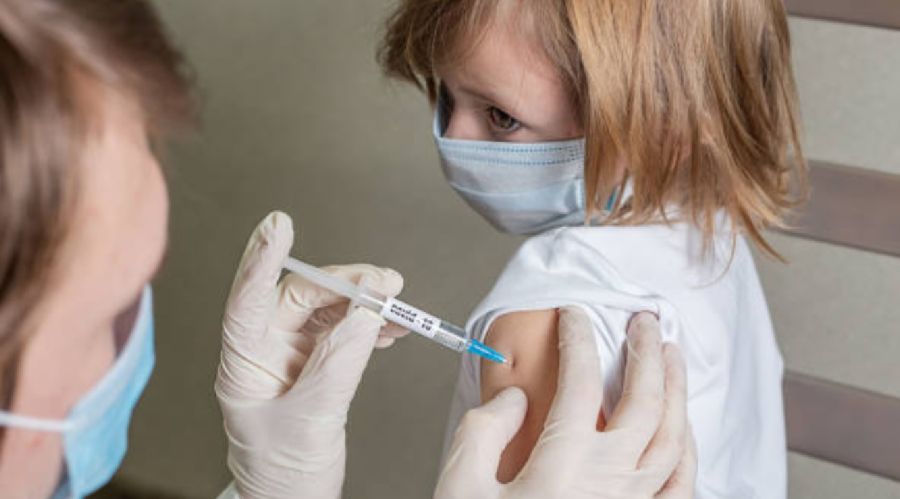 Vuelven a la vacunar contra la poliomielitis