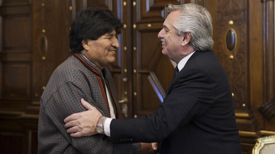 Evo Morales: “Macri mandaba armas a Bolivia para apoyar a Añez y Alberto Fernández nos mandó medicamentos”