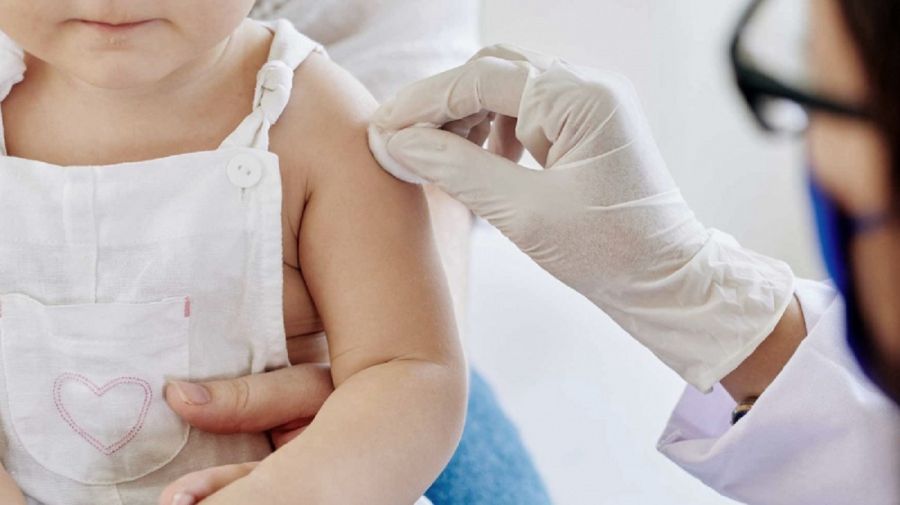 Covid-19: todo lo que necesitas saber vacunación pediátrica sobria en bebés