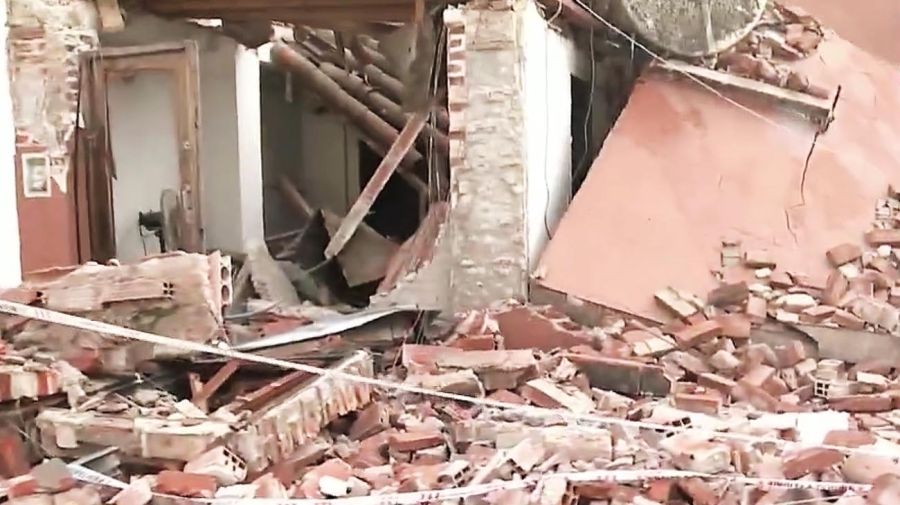explosión y derrumbe de una casa en San Miguel 20220824