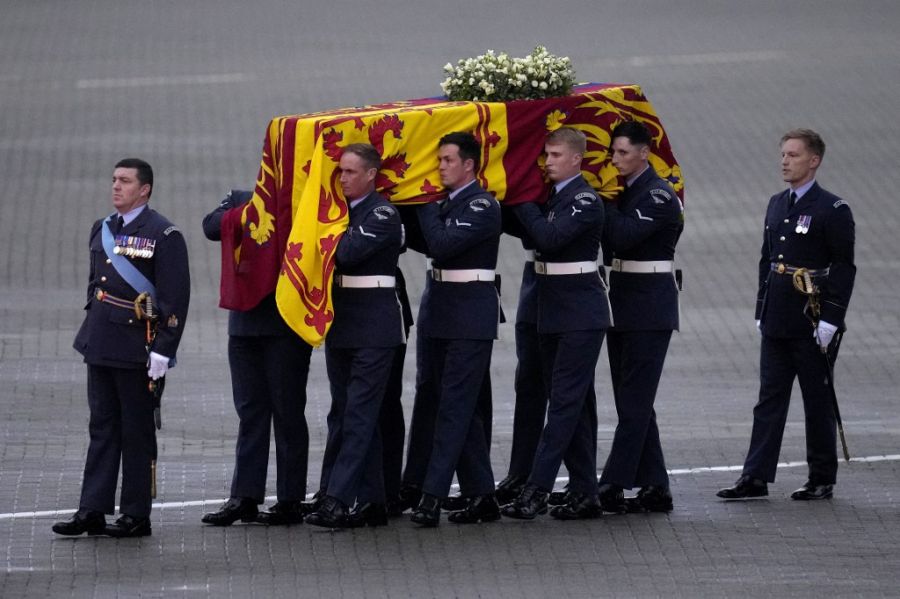 funeral isabel ii