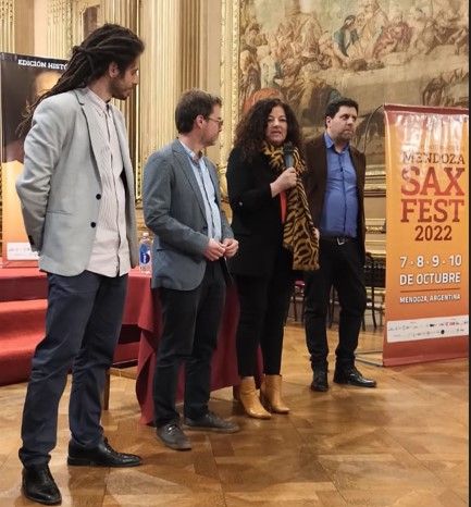 La presentación del Mendoza Sax Festa en CABA junto a los ministro de cultura Avogadro y Vicario.