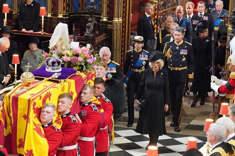 El último adiós a la Reina Isabel II: Camilla Parker, Kate Middleton, Meghan Markle y la princesa Charlotte siguen el estricto protocolo  