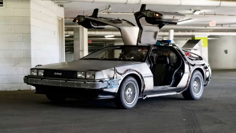 Regreso al Futuro' convirtió por accidente en icono al DeLorean DMC-12.  Pero su primera opción ni siquiera era un coche