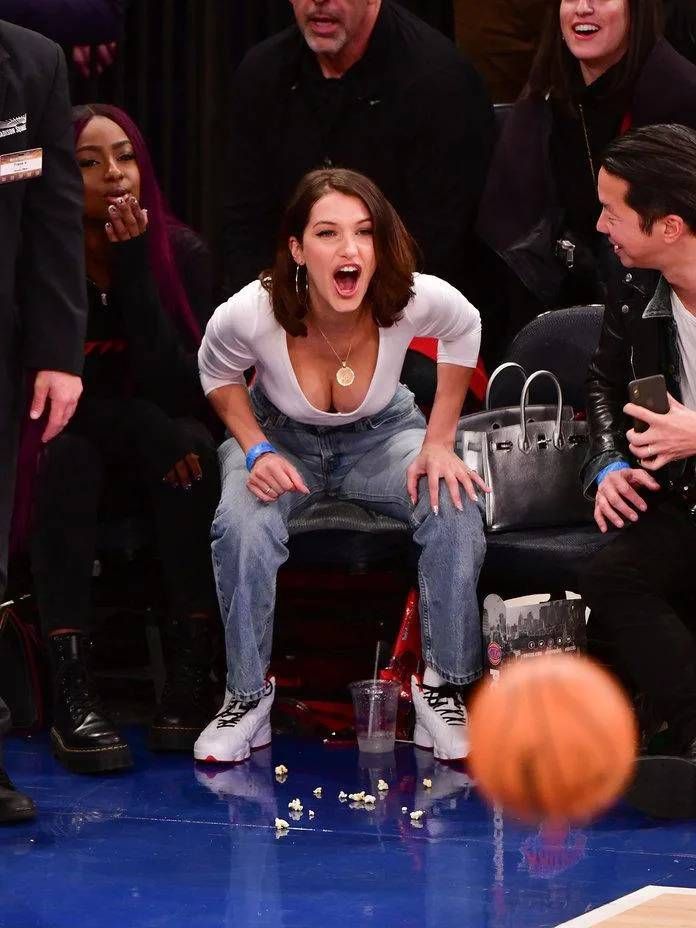 Bella Hadid, sin bombacha: las fotos de la modelo en el Madison Square Garden 