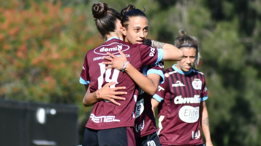 UAI Urquiza acaricia el título del Torneo Femenino argentino - Fémina Fútbol