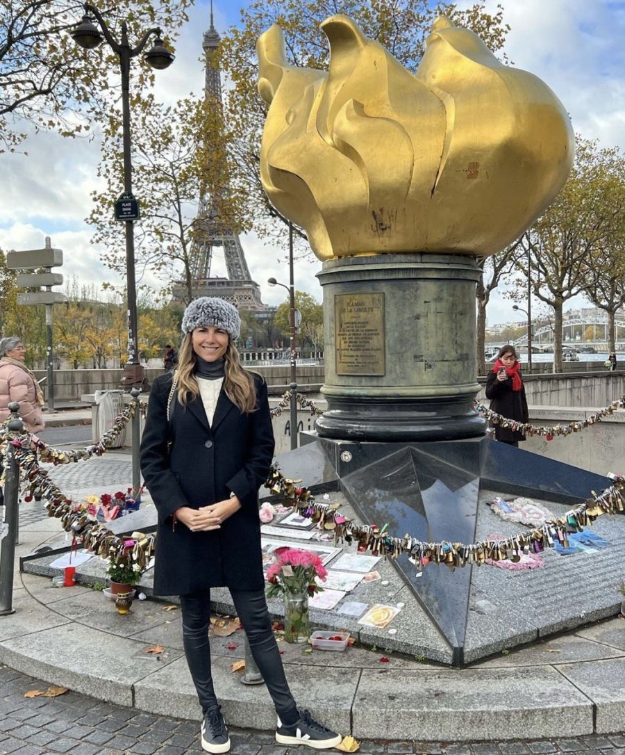 Las fotos de la romántica luna de miel de María Belén Ludueña y Jorge Macri en París