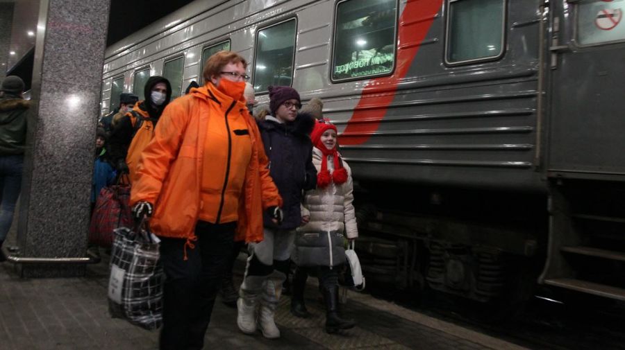 children in the Ukrainian war (refugees)