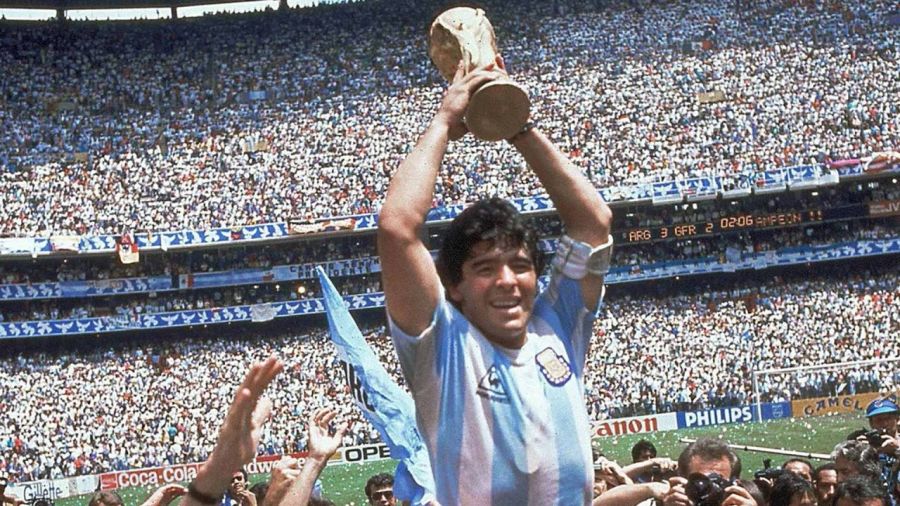 Diego maradona en Héroes (1987)