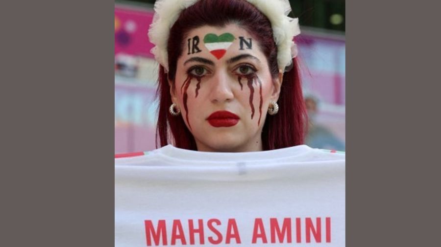 La lucha de las mujeres presente en el partido Irán- Gales