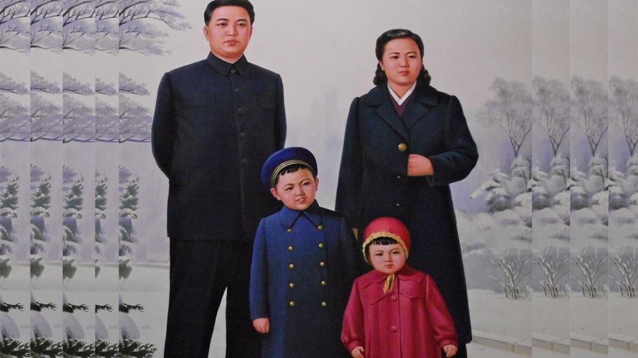 Kim Il-sung y su familia 20221201