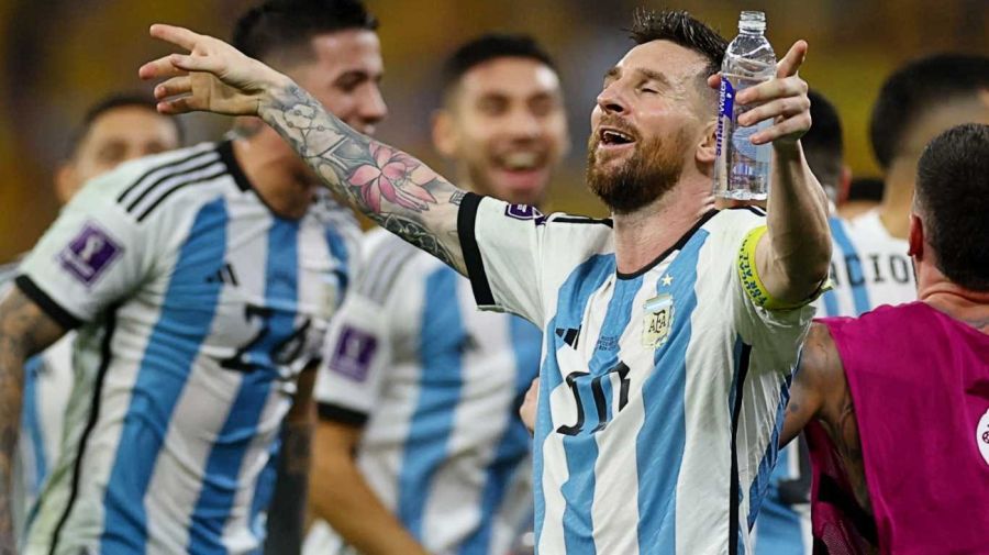 Messi en éxtasis luego del triunfo ante Australia, como todos los argentinos con la Scaloneta. 