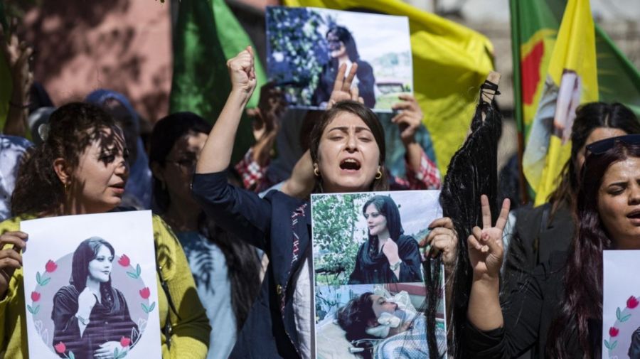Crece la confusión en Irán por el papel de la policía religiosa