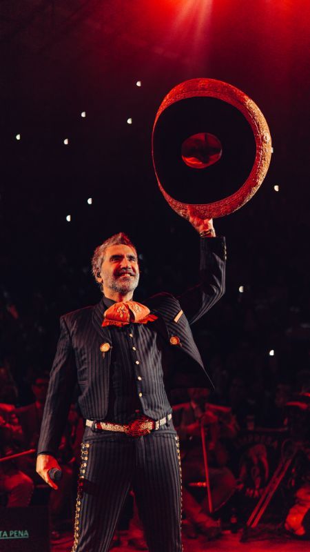 Alejandro Fernández vuelve a Argentina el 4 de marzo: enterate cuando y donde comprar las entradas
