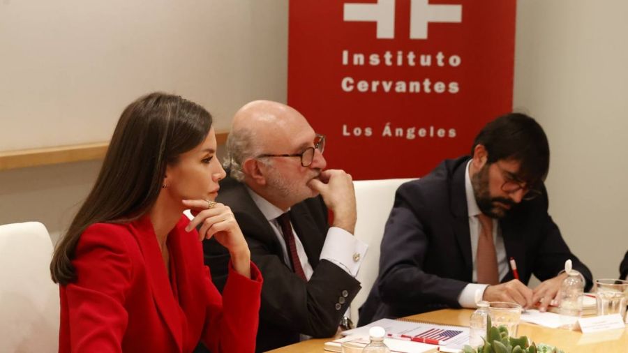 Letizia durante la reunión de trabajo en la sede del Instituto Cervantes de Los Ángeles