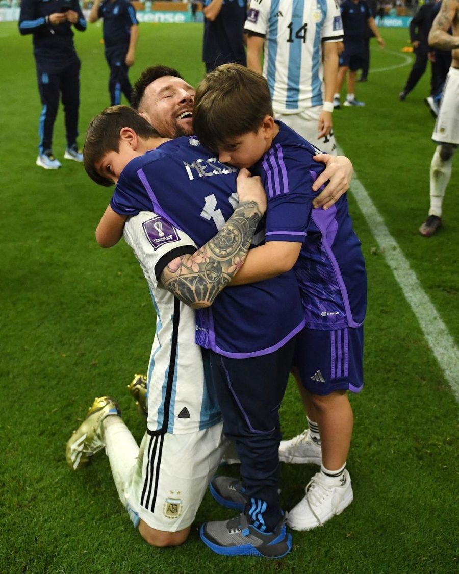 La foto familiar de Lionel Messi tras ganar la Copa del Mundo