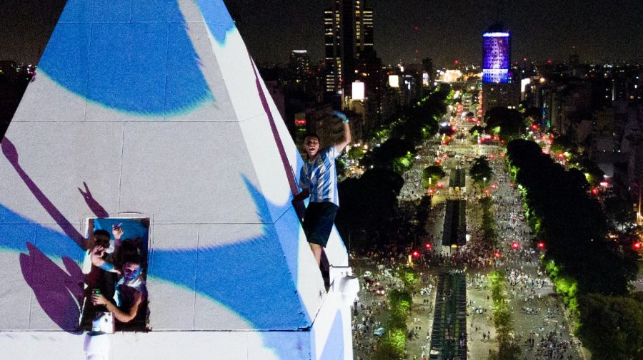 Celebrations at the Obelisk in the wake of Argentina's World Cup win.