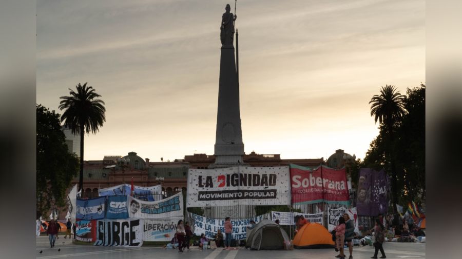 Carpas en Plaza de Mayo en protesta de un indulto para Milagro Sala