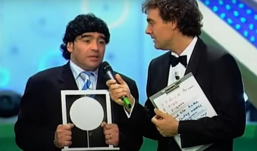 Maradona y Pelé en el premio de la FIFA a mejor Jugador del Siglo 20221229