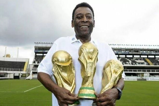 Murió Pelé: quién fue, su dolorosa lucha contra el cáncer y su influencia en el fútbol mundial