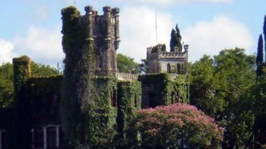 Castillo Obligado