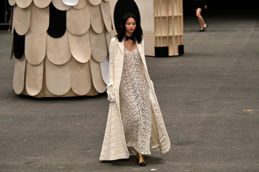 Chanel presentó su colección de alta costura inspirada en Lewis Carroll