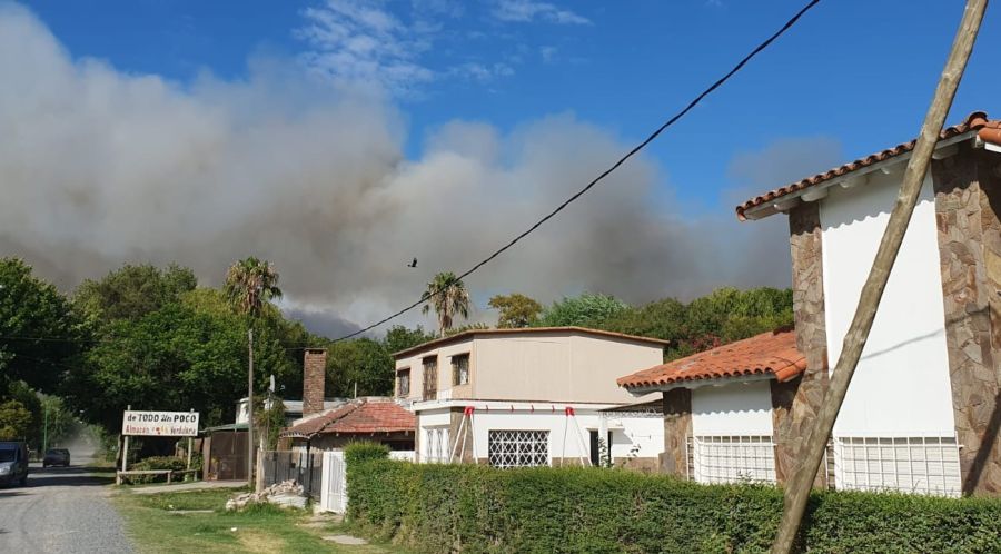 Incendio en Punta Lara 20230126