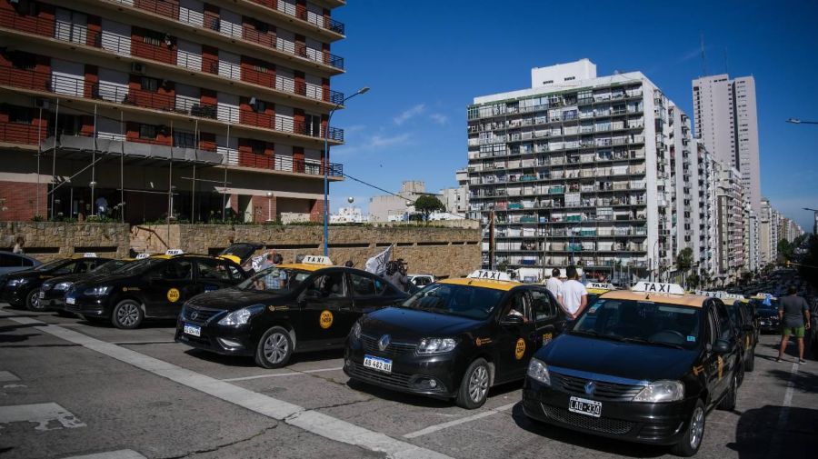 Taxistas y remiseros en Mar del Plata 20230126