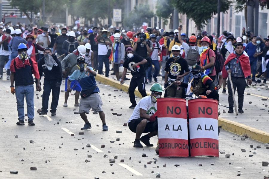 Peru Extends Deadline to Set Elections Demanded by Protesters