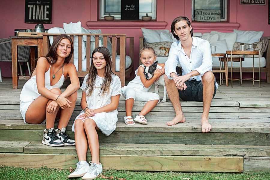 Milagros Brito abrió las puertas de su histórica chacra en Punta del Este: todas las fotos con su familia