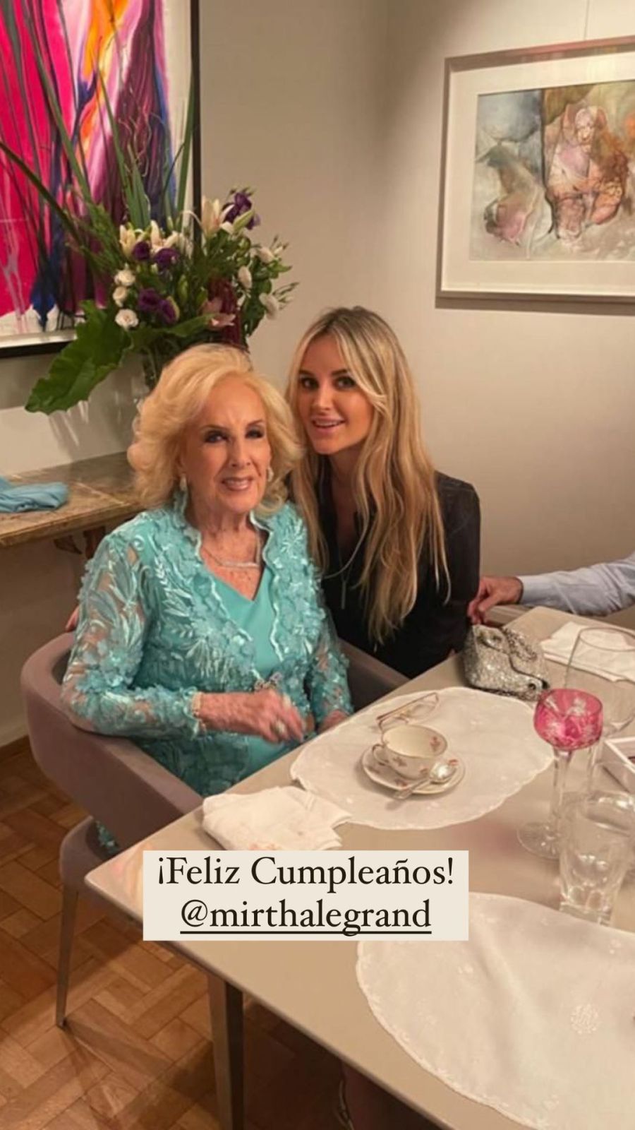 Milagros Maylin, la novia de Rodríguez Larreta, entre las invitadas al cumpleaños de Mirtha Legrand