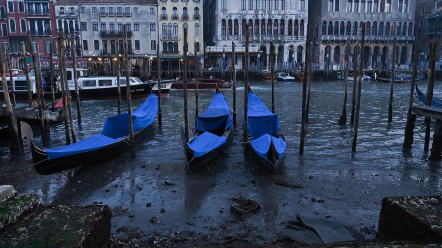 Venecia con sus canales secos