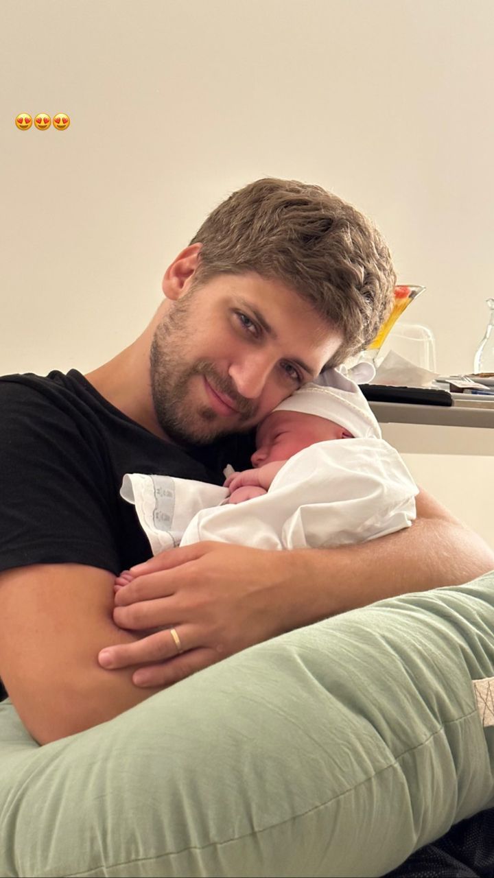 Lucas Rodríguez, the husband of Barbie Vélez, very tender with his son Salvador