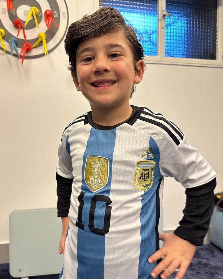 Ciro Messi con la camiseta de la Selección Argentina