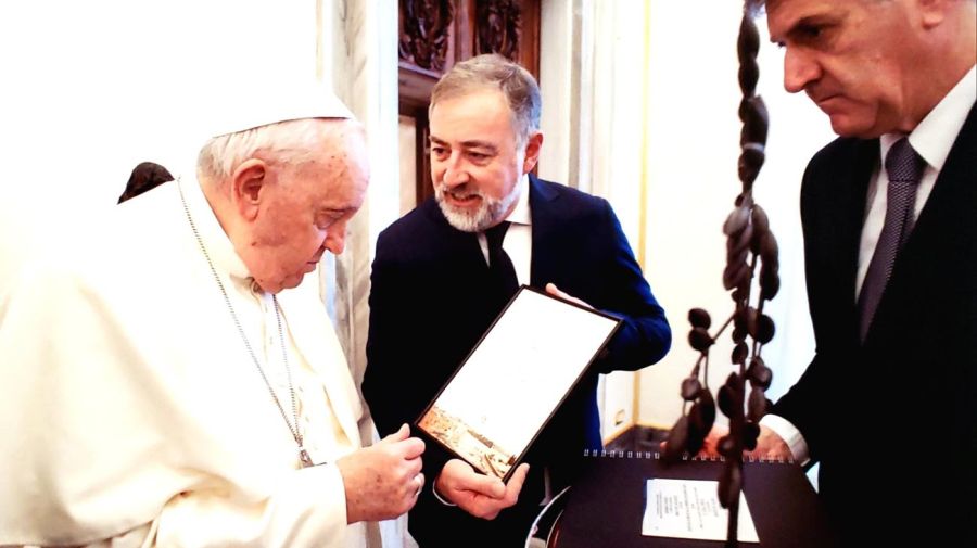 El Papa Francisco se reunió con Gustavo M. Guillermé