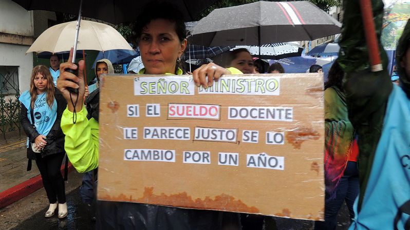 As marchas dos professores se repetiram em numerosas cidades da província de Córdoba.