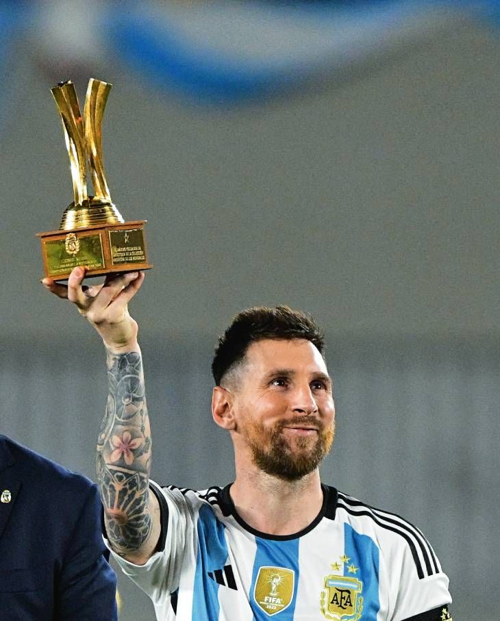 Carlos Daniel Pallarols, el orfebre elegido por la AFA para homenajear a Leo Messi