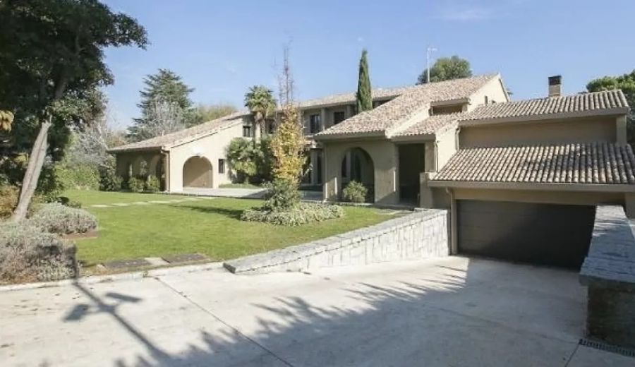Miguel Bosé vendió su mansión a Thibaut Courtois: ¿Cómo es la propiedad?
