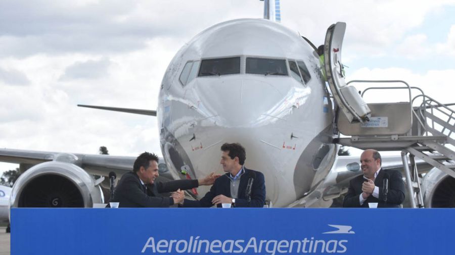 Nuevo avión cargo de Aerolíneas Argentinas