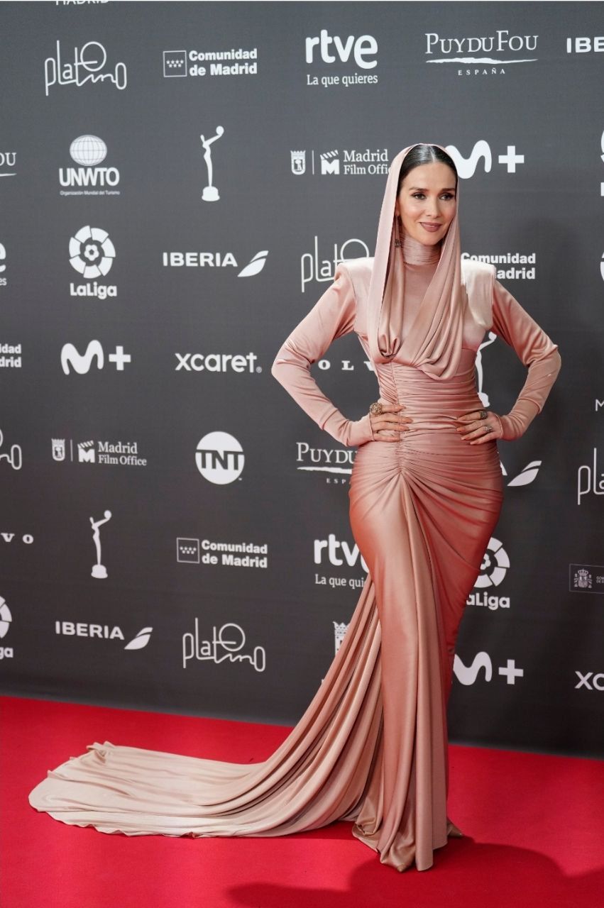 Natalia Oreiro impactó con su vestido en los Premios Platino
