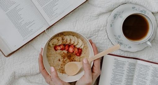 Te recomendamos una receta fácil y rápida que te va a ayudar a dormir mejor