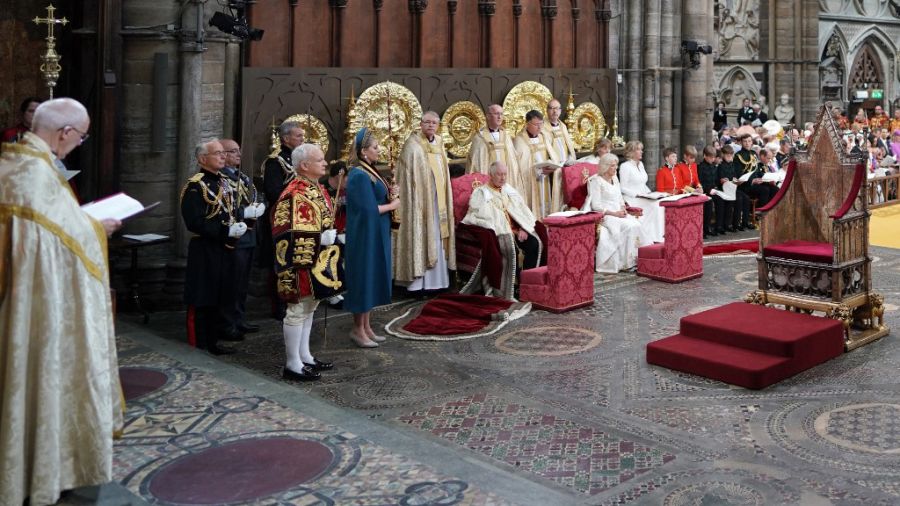 The coronation ceremony of Carlos III.