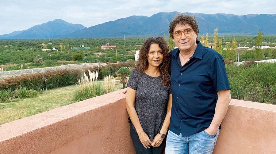 Patricia Sosa y Oscar Mediavilla hacen la cuarentena 