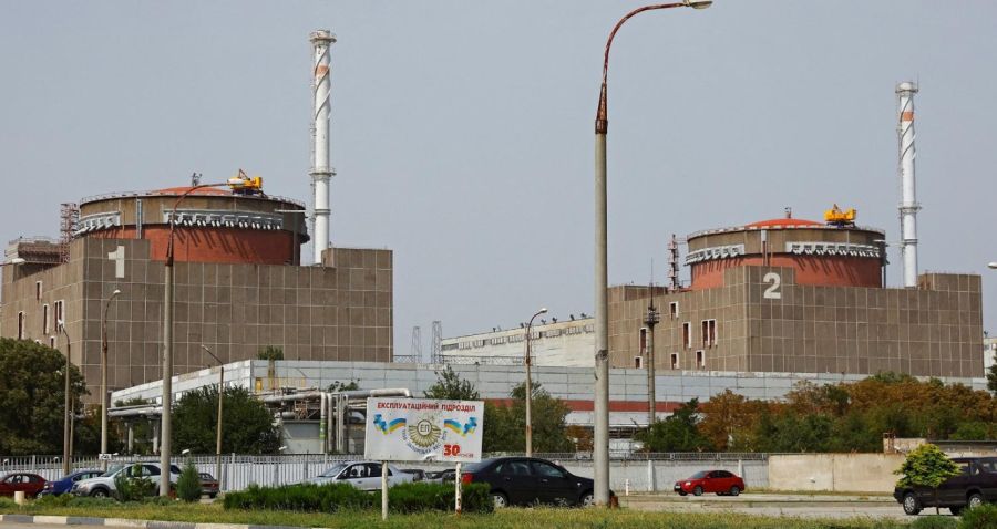 Tras la histórica desconexión, la planta nuclear de Zaporiyia vuelve a conectarse a la red eléctrica. 